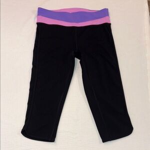 Tech Gear Shapewear Capri Leggings Size Small Pink Purple Waistband